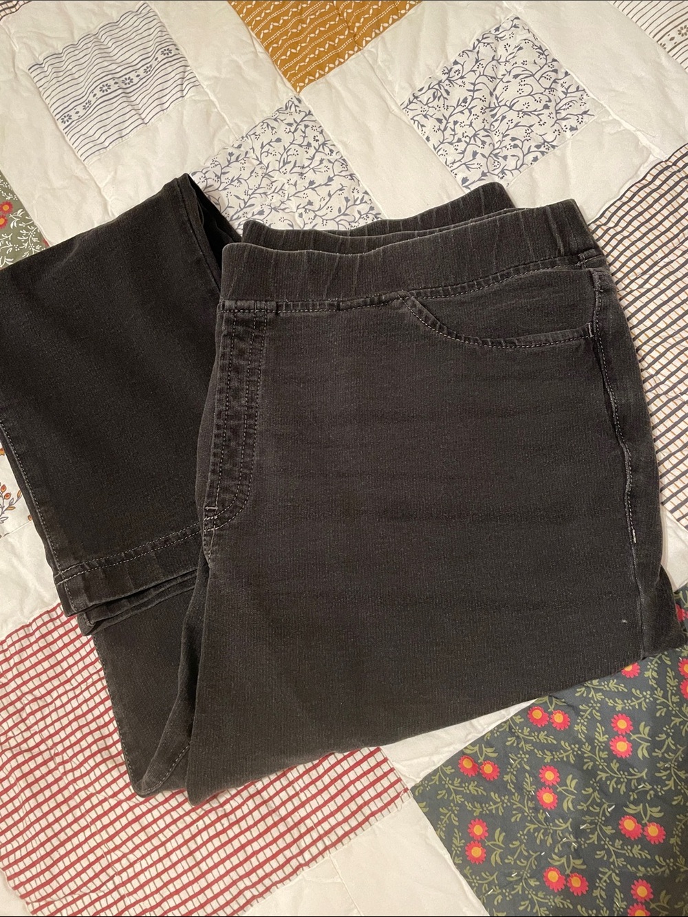 Pure Jill by J.Jill 5 pocket knit jeans w/elasticized waistband for comfort